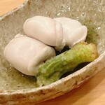 貴山 - 真鯛の白子も軽く出汁に漬けて旨味を凝縮させます
