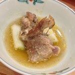 貴山 - おおっ、この形状は、もしかしてラッコの大好物のミツボネっすか\(//∇//)\