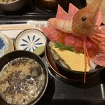 札幌海鮮丼専門店 すしどんぶり - 