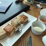 バー＆ラウンジ  トゥエンティエイト - スコー　二種