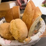 レストラン ラポスト - パン