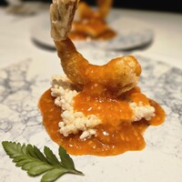 フカヒレ専門店 銀座七芳 - これがエビチリ?!なおしゃれなエビチリ♥