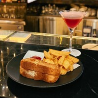 R1 TOKYO Bar&Restaurant - 
