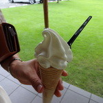 茶房 遊 - バニラソフト（メープルコーン）