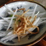 茶房 遊 - 大根サラダ（蕎麦チップ）