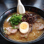 Ajisenramen - チャーシュー麺
                      