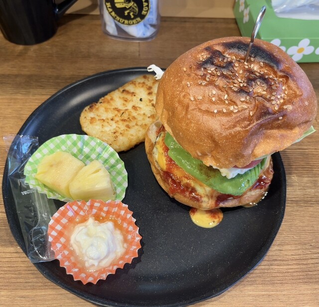 sale:ハンバーガーショップ 2024年11月 ハワイのカフェ・レストラン新店舗情報！ワイキキに