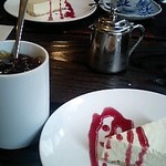 珈琲 春秋 Kobe - レアチーズケーキとアイスコーヒー