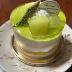 シャトレーゼ - 料理写真:プレミアムフレジェ アンデスメロン(税込648円)