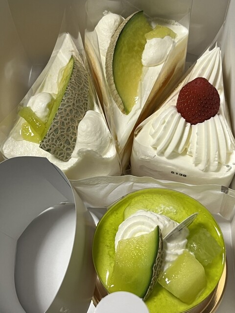 シャトレーゼ 古川店 | 宮城県大崎市のケーキ・洋菓子専門店