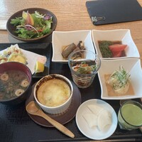 春秋ユラリ 恵比寿 -  春秋ユラリ 恵比寿 -