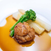 レストラン ラフィナージュ - 2025.5 リ・ド・ヴォーのムニエルとホワイトアスパラガス