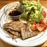 むこのっそん - 肉はらみ