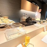 鮨 起承転結 - 清潔なカウンター席。個室もあります♡