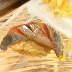 鮨 起承転結 - なんだっけな〜、鰤のような脂が乗って美味しいヤツ