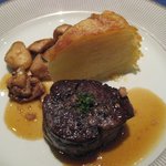 レストラン タテル ヨシノ - 牛フィレ肉のポワレ