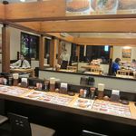 とんかつや漫遊亭 - 店内の様子。