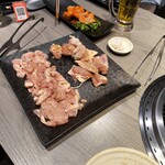 特選和牛と産直野菜 牛炙 - 