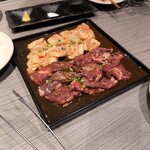 特選和牛と産直野菜 牛炙 - 