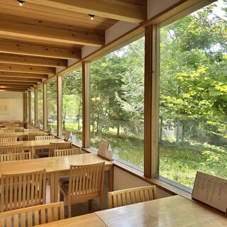 「湯の山素粋居」に構える洗練された空間演出