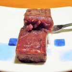 稲田菓子舗 - 断面は牡丹餅の様？