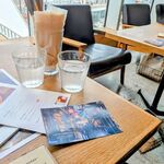 LATTE GRAPHIC - テーブル席