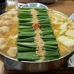 博多もつ鍋 前田屋 - 