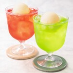 阪急トップビアガーデン - ハタチからのクリームソーダ ピンク・緑