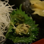 宝寿司分店 - 天然鮑の肝・・天然で緑の肝は、かなり貴重！通常は茶色・・