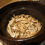 神保町 傳 - 26年8月　松茸御飯