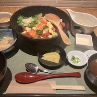 大山鶏と鮮魚 居酒屋 まいか - 