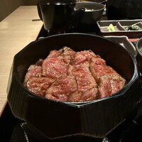 炭火和牛焼肉もうもう亭 広小路店 - もうもう牛まぶし