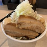 らー麺だるま - らー麺　980円➕豚1枚 200円！野菜まし！