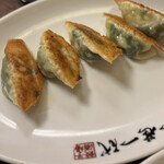 餃子酒場 一世一代 本店 - 大葉。
