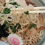 安田屋 - 麺リフト