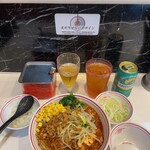 蒙古タンメン中本 - 