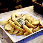 Yonchome Cafe - アンチョピポテト