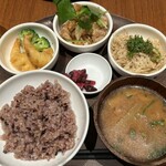 和カフェyusoshi chano-ma - 選べるおかずのデリごはん