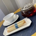 ブルー・ブリック・ラウンジ - 