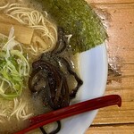 麺屋 だいくう - 博多味玉中華そば　右