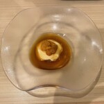 串揚げ タケナカ - アミューズ　雲丹がのってる