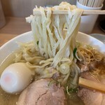 しょうがラーメン 七の庫 - 麺リフト。