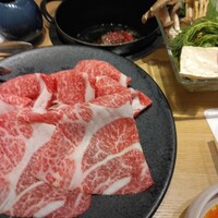 すき焼 しゃぶしゃぶつかだ KITTE大阪店 - 