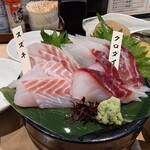 アカマル屋鮮魚店 - 