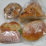 ダーシェンカ - プレミアムくりーむぱん、ベーグル❨ハム&チーズ❩、ベーグル❨ダーシェンカ❩、フォカッチャ