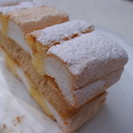 Konditorei & Restaurant OBERLAA - とにかくメレンゲが旨い