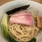 人力俥 - 麺がツルッモチ。具材が豪華で旨い！手がかかってるのが食べればわかります。