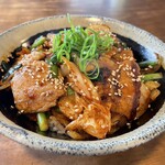 松阪が誇る名物!鶏みそ焼き肉 松阪食堂 - 