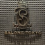 SALONE TOKYO - レストラン前にて。