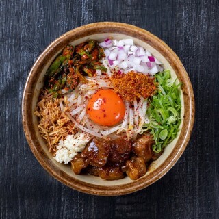 KITTE大阪店限定商品「大阪ホルモンまぜそば」